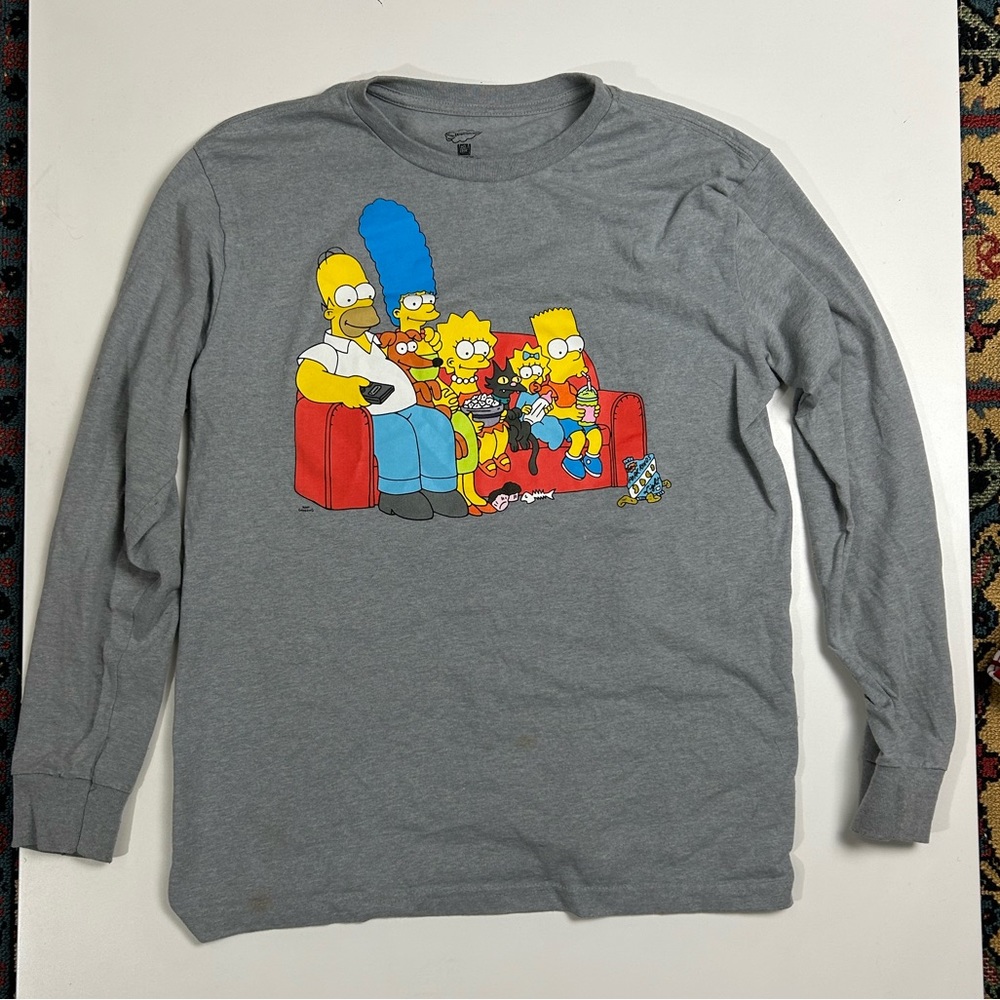 Simpson’s Men’s Light Gray Long-Sleeve T-Shirt